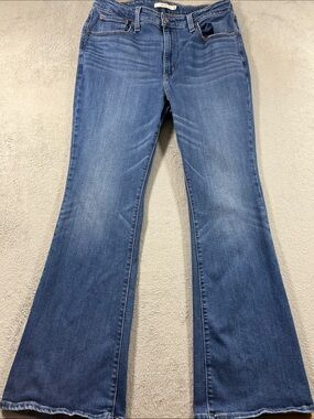 Levi's Women Size 32 Denim Jeans 726 Flare